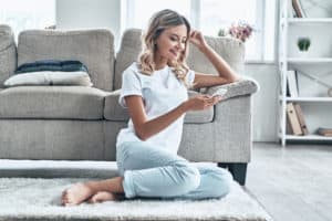 send her something entertaining