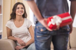 a scorpio woman loves gifts and compliments